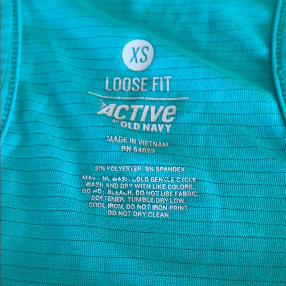 Old Navy workout tank top - Picture 3 of 3